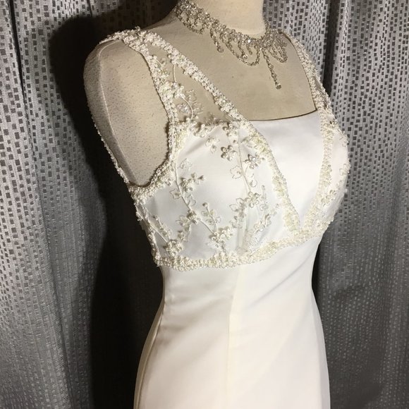 Ivory Lace Wedding Bridal Gown Gown in Crepe and Guipure Lace size 8 - Picture 7 of 7